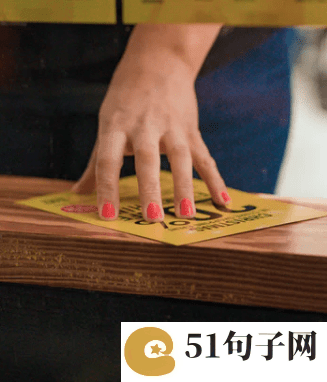 2022女生颓废网名 黑色口红noprin 