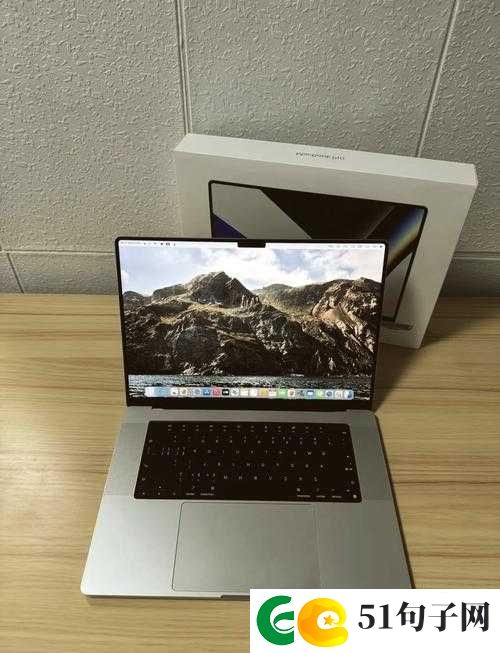 1819 岁青春岁月里的 MacBook Pro 高清体验