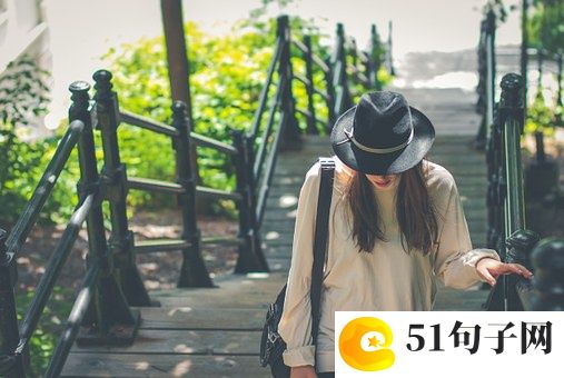 伤感心累的四个字微信名不再惊动爱情 