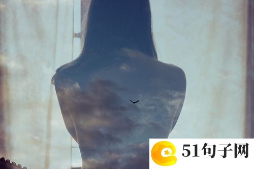 qq网名女生两个字小清新 