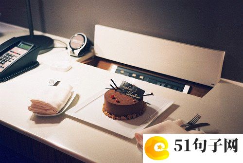 有趣的qq名字女生网名_看穿不拆穿 