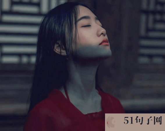 lol3个字的情侣网名_Bury.(埋葬) 