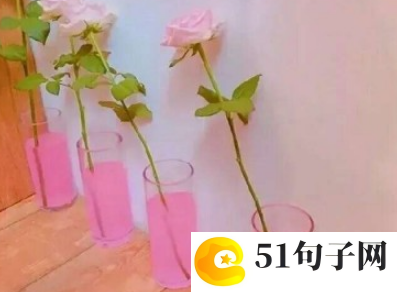 故事与酒的情侣网名 还算善良&nbsp; 
