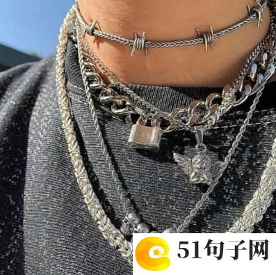 五年级作文他怎么了 作文《她  了》 